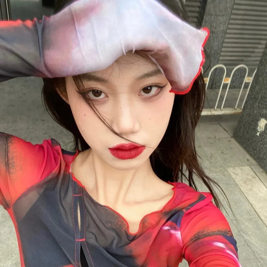 先婚后友封面